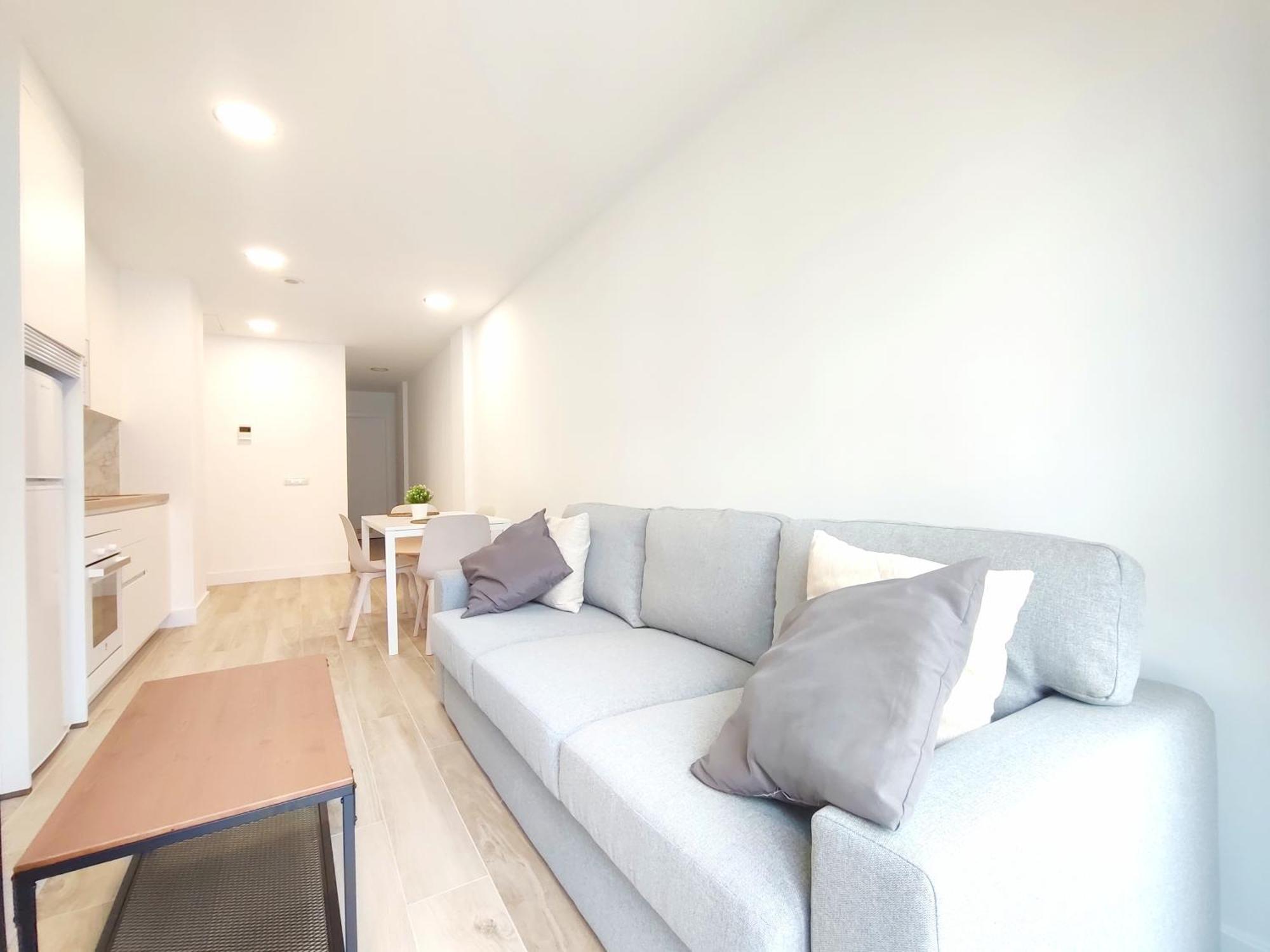 A83c Luxury By Wave Apartment *